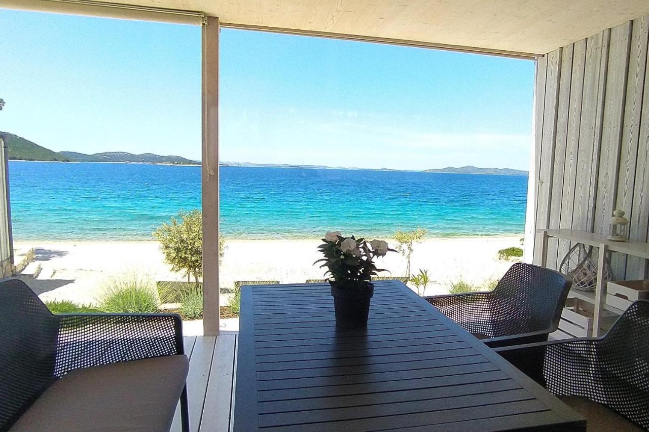 Villa On The Beach Pakoštane Kültér fotó